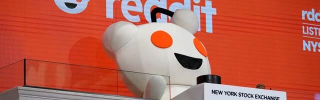 Reddit's stock drops 15% after the CEO said a Google algorithm tweak hurt traffic