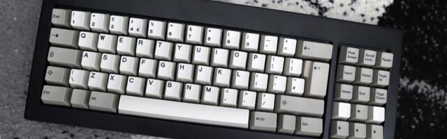 Model F Labs F77 Ultra Compact review: keyboard from a bygone age