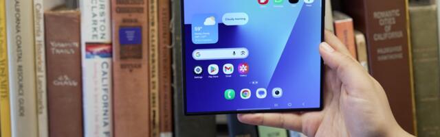 Samsung's One UI Code Hints at Existence of 'Wide' Galaxy Z Fold