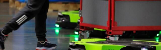 Amazon Now Has a Warehouse Robot That Understands Human Language
