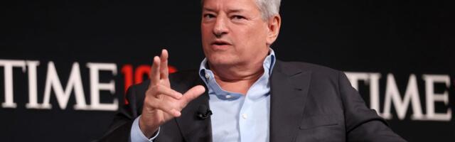 Netflix beats on earnings, but shares dip as the streamer's forecast for Q1 falls short of Wall Street expectations