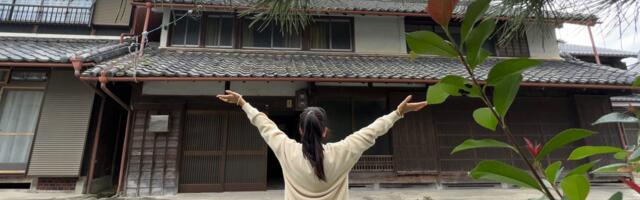 She fell in love with traditional Japanese homes during a high school trip. At 24, she bought one in the countryside.