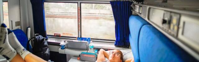 I splurged on a $1,000 room for a 30-hour Amtrak ride. It was the best overnight train experience I've had in the US.