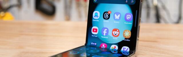 How Samsung’s Galaxy Z Flip failed me without actually breaking