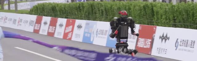 A humanoid robot just beat the human half-marathon world record by seven minutes in Beijing