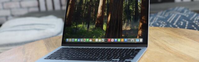 You can now set up your new Mac with an iPhone or iPad, and it might just be the best new time-saver