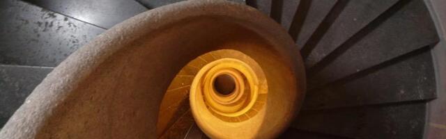 Bitcoin could drop to $10,000, one analyst says, spelling doom for ETH, ADA, XRP