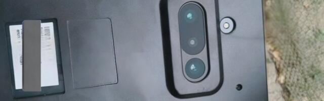 Nothing Phone (3a) hands-on image leaks along with details about the Nothing Phone (3a) Pro