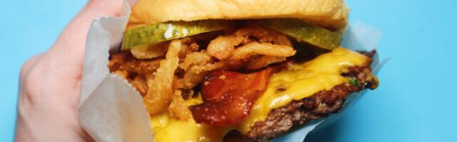 I tried barbecue burgers from 3 fast-food chains and ranked them from worst to best