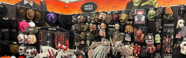 I worked at Spirit Halloween for 3 years. Here are 9 mistakes I saw customers make when shopping for costumes and decor.