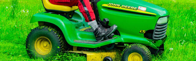 Are John Deere Riding Mower Keys Universal?