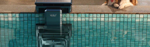The WYBOT S3 is the world’s first robot pool cleaner that cleans, docks, and empties itself