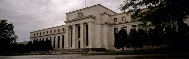 Tokenized Treasuries hit $15 billion as bitcoin stalls, Fed rate-rise concerns build
