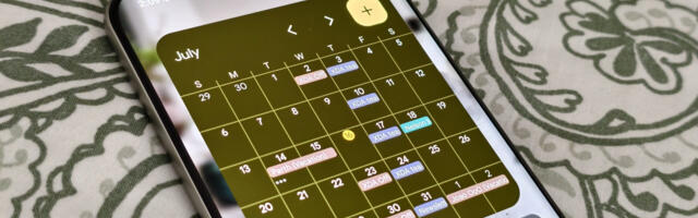 Google Calendar finally expands event colors with a full RGB picker