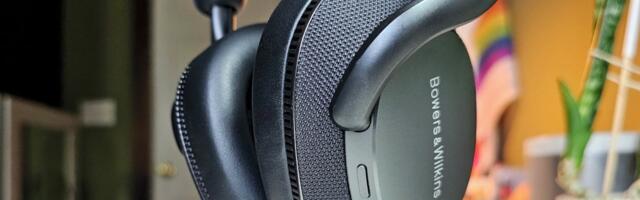 Bowers & Wilkins Px7 S3 headphones beat Sony XM6 in one key way