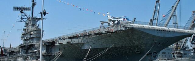This WWII Aircraft Carrier Is Now One Of America's Coolest Museums