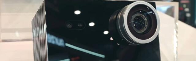 Swappable lenses let you place this laser projector exactly where you want it