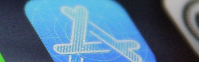 Daily Crunch: Apple cuts App Store fees