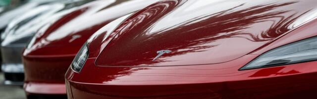 4 Tesla owners react to their FSD dreams getting crushed: 'It feels like a bait and switch'