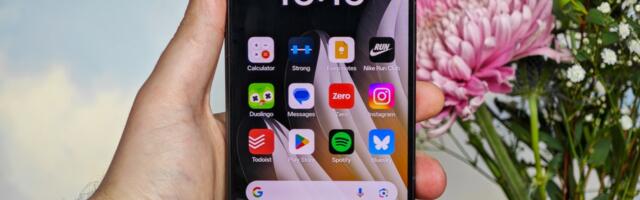 The world’s thinnest foldable phone doesn’t come cheap
