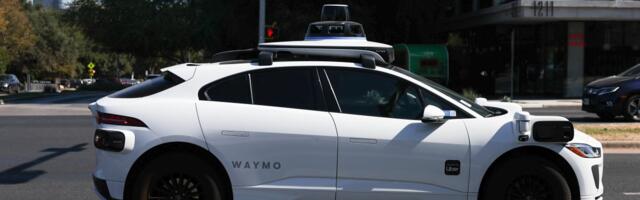 Feds investigate Waymo robotaxis for reportedly passing school buses in Austin