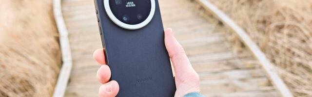 I shot the same portrait with Leica's Leitzphone and a $3,000 mirrorless camera with pro lens — good luck guessing which photo is which