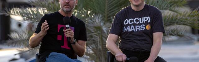 Why SpaceX Has an Uphill Battle Growing Starlink Mobile