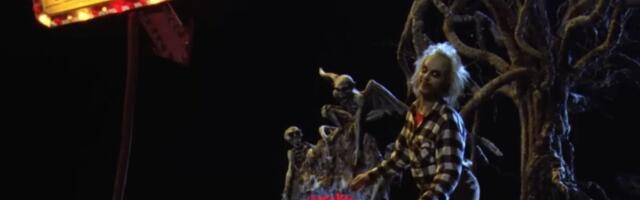 Someone Finally Got the Note and Fixed This ‘Beetlejuice’ Sign