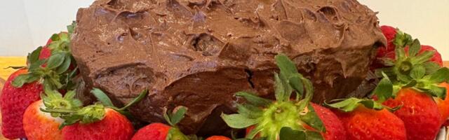 Whenever I host dinner parties, my friends beg me to make Joanna Gaines' decadent chocolate-cola cake