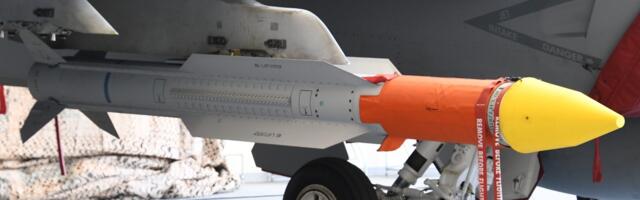 What Is The US Military's Longest Range Air-To-Air Missile And How Far Can It Go?