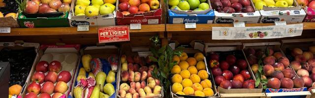 I'm an American who lived in Rome. These were the 6 most surprising things about grocery shopping in Italy.