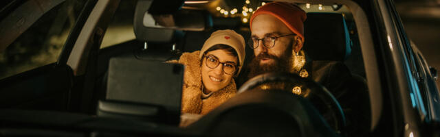 You Can Watch Netflix On CarPlay With This In-Car Adapter