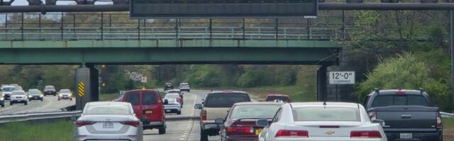 The Law Says You Need To Do This When You See Flashing Emergency Lights While Driving