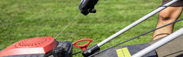 4 Reasons Why Your Lawn Mower's Pull Cord Is Stuck (And How To Fix It)