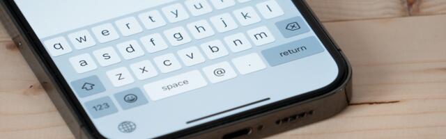 Sick Of The Voice-To-Text Feature On Your iPhone? Here's How To Turn It Off