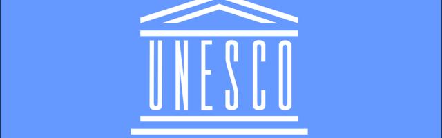 2/3 of digital content creators do not check their facts before sharing, but want to learn how to do so (UNESCO survey)