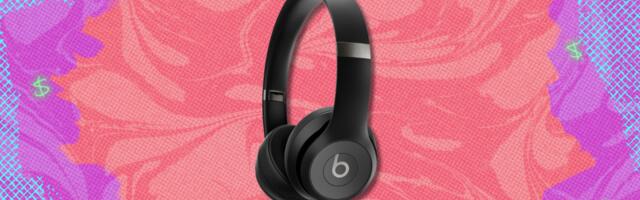 Save $70 on Beats Solo 4 headphones at Amazon