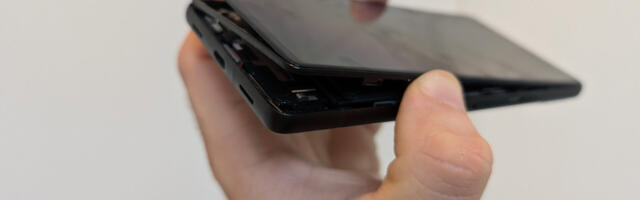 Surveys show Google desperately needs to do much better with Pixel battery defects