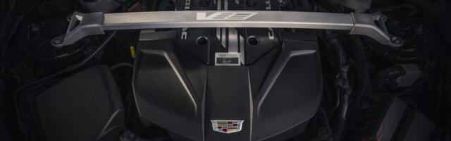 America's Last Stick-Shift V8 Sedan Is On Its Way Out, And Don't Expect A Comeback