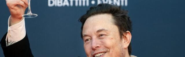 World’s Richest Man Says Don’t Bother Saving for Retirement