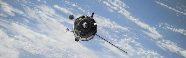 Canadian Starlink competitor Telesat to go public on the TSX