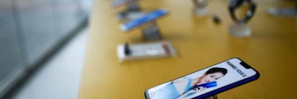 Smartphone shipments dip in China for Q3, led by Huawei decline
