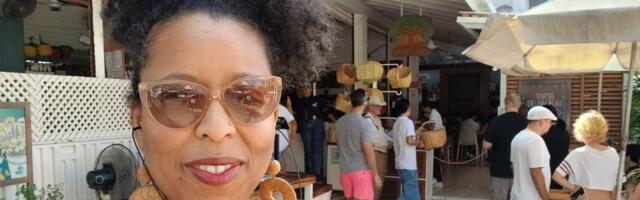 I'm an American who lost 100 pounds after moving abroad. A simple habit I started overseas has helped me maintain it.