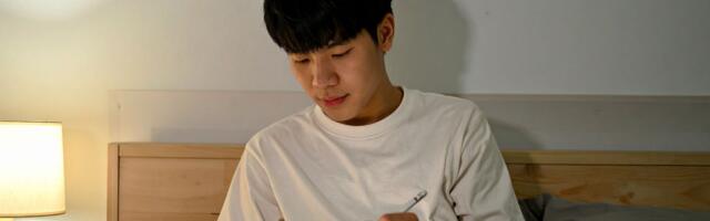 People who choose a quiet night in over a loud night out usually have these 7 qualities that others envy