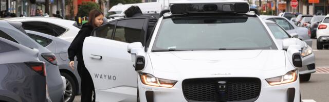 DoorDash drivers are getting paid to close Waymo car doors