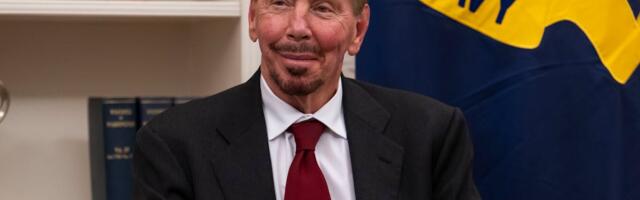 Oracle Should (but Likely Won’t) Cut Its Dividend