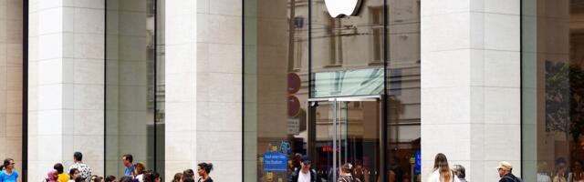 Apple’s App Course Runs $20,000 a Student. Is It Really Worth It?