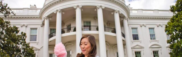 I'm a federal attorney. I've leveraged my White House experience into a side hustle that makes $70,000 annually.