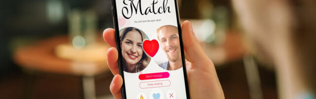 Things You Should Remember To Avoid Getting Scammed When Dating Online