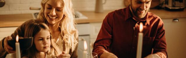 If your family does these 10 things during the holidays, you might be more upper-middle-class than you realize